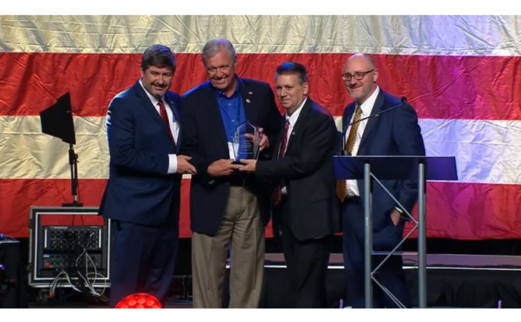 Paul Wellborn receiving the 2019 American Manufacturer of the Year Award 