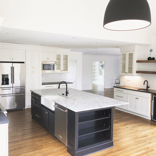 two tone kitchen cabinets black and white
